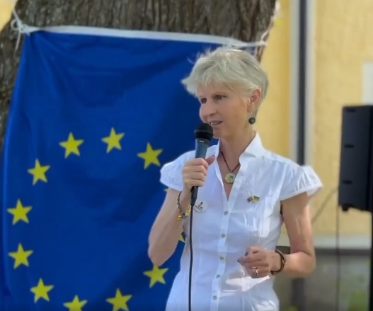 Anna Maria Corazza Bildt i debatt med SD. Putinkramarna.